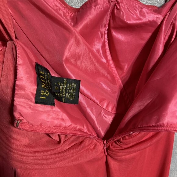 Ignite Evenings by Carol Lin Coralone shoulder formal dress sz 10 bridesmaid - Picture 9 of 9